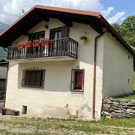 La Casetta Delle Nuvole Mazzo di Valtellina Exteriör bild